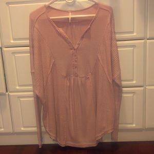 Free People Women’s Long Sleeve Henley tee/ Top Size S